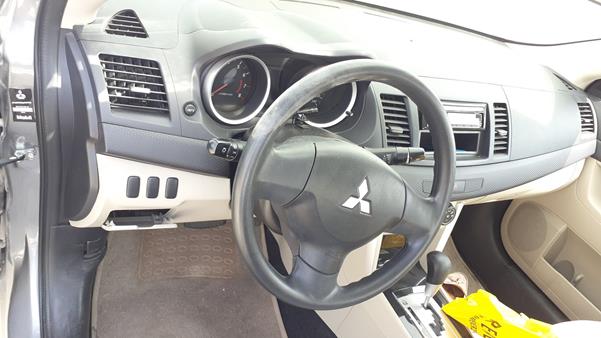 Photo 13 VIN: JMYSTCY4AGU747939 - MITSUBISHI LANCER 