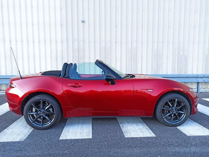 Photo 5 VIN: JMZND6E7610129894 - MAZDA MX-5 CONVERTIBLE 