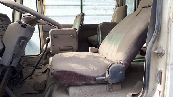 Photo 12 VIN: JN10NGW40Z0200998 - NISSAN BUS 