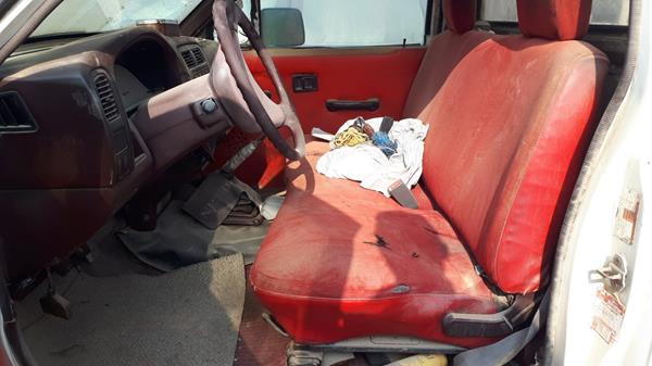 Photo 11 VIN: JN1ADGD2170505804 - NISSAN PICKUP 