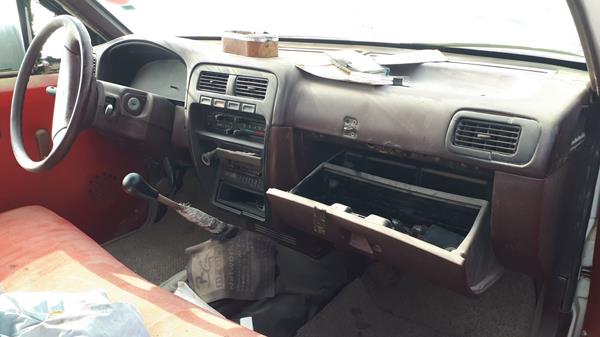 Photo 19 VIN: JN1ADGD2170505804 - NISSAN PICKUP 