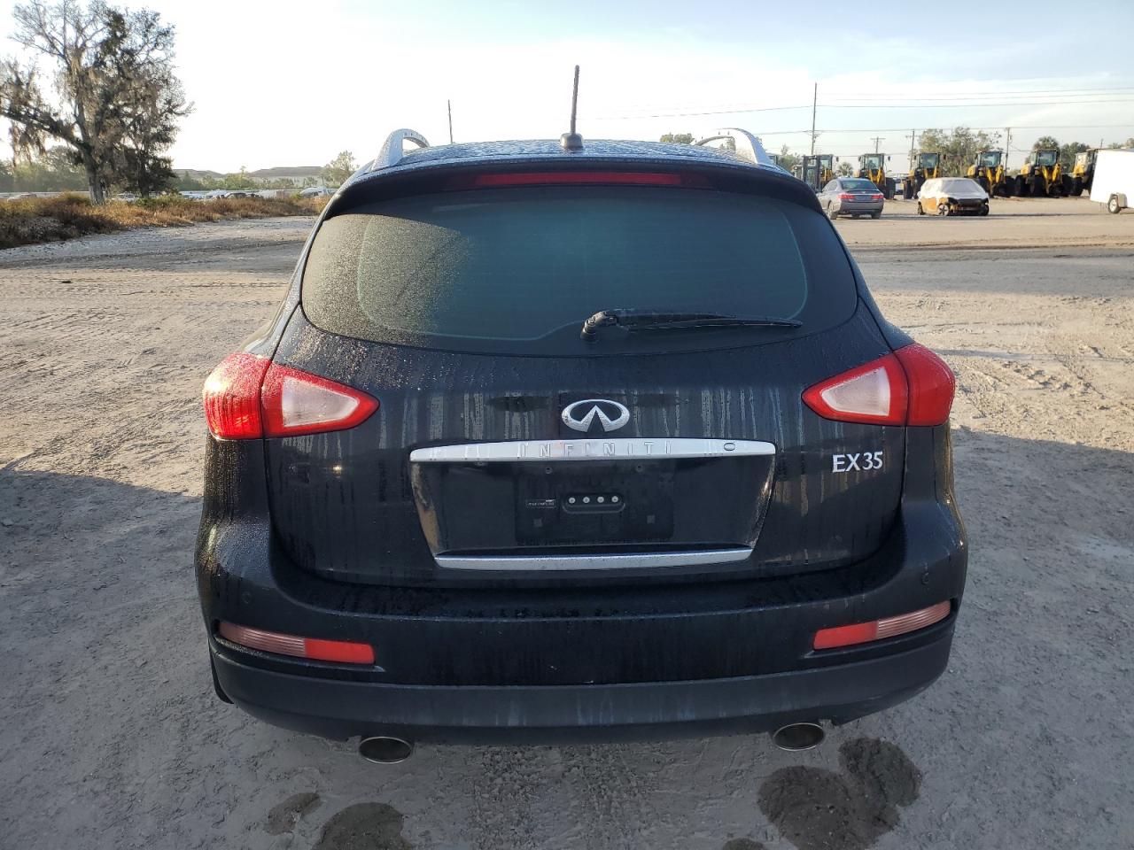 Photo 5 VIN: JN1AJ0HPXAM703640 - INFINITI EX 