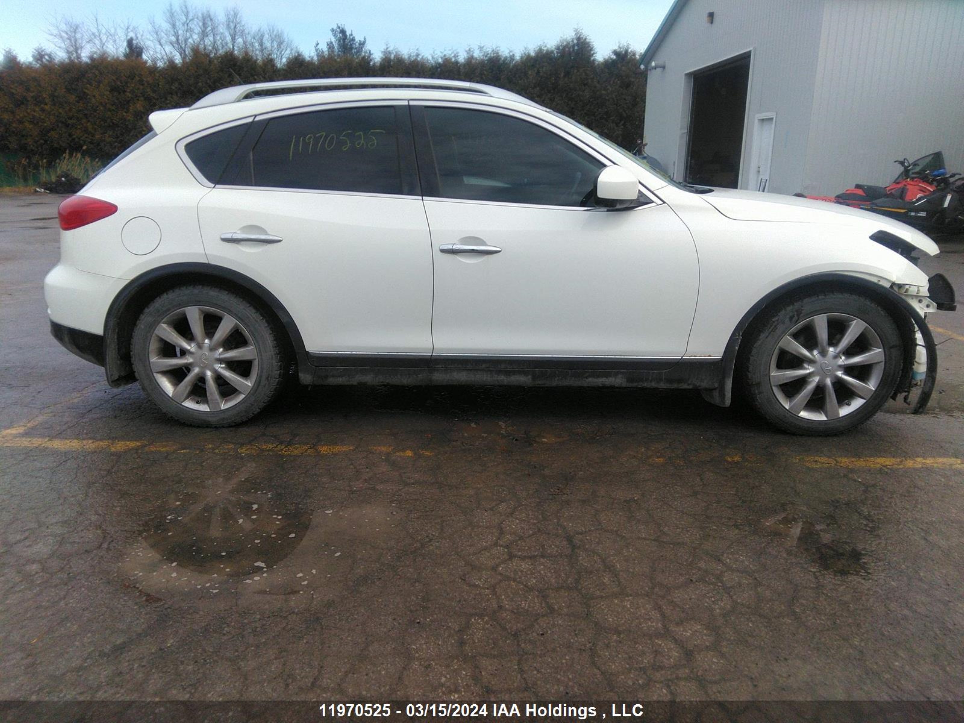 Photo 13 VIN: JN1AJ0HR2AM750209 - INFINITI EX 