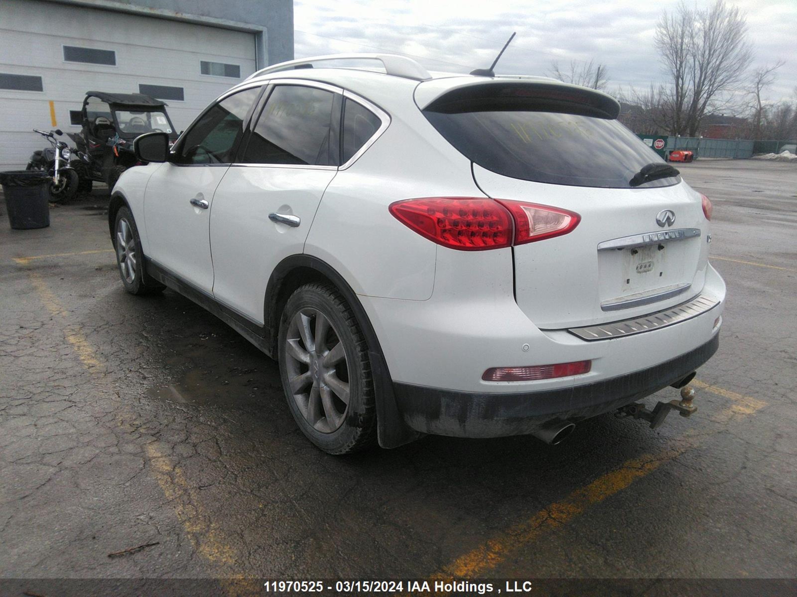 Photo 2 VIN: JN1AJ0HR2AM750209 - INFINITI EX 