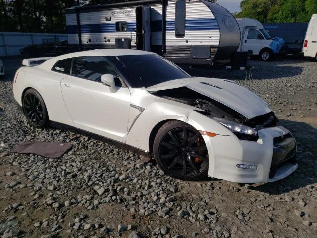 Photo 3 VIN: JN1AR5EF0FM280690 - NISSAN GT-R PREMI 