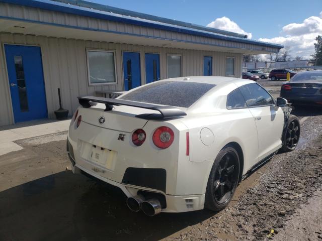 Photo 3 VIN: JN1AR5EF2DM260812 - NISSAN GT-R PREMI 