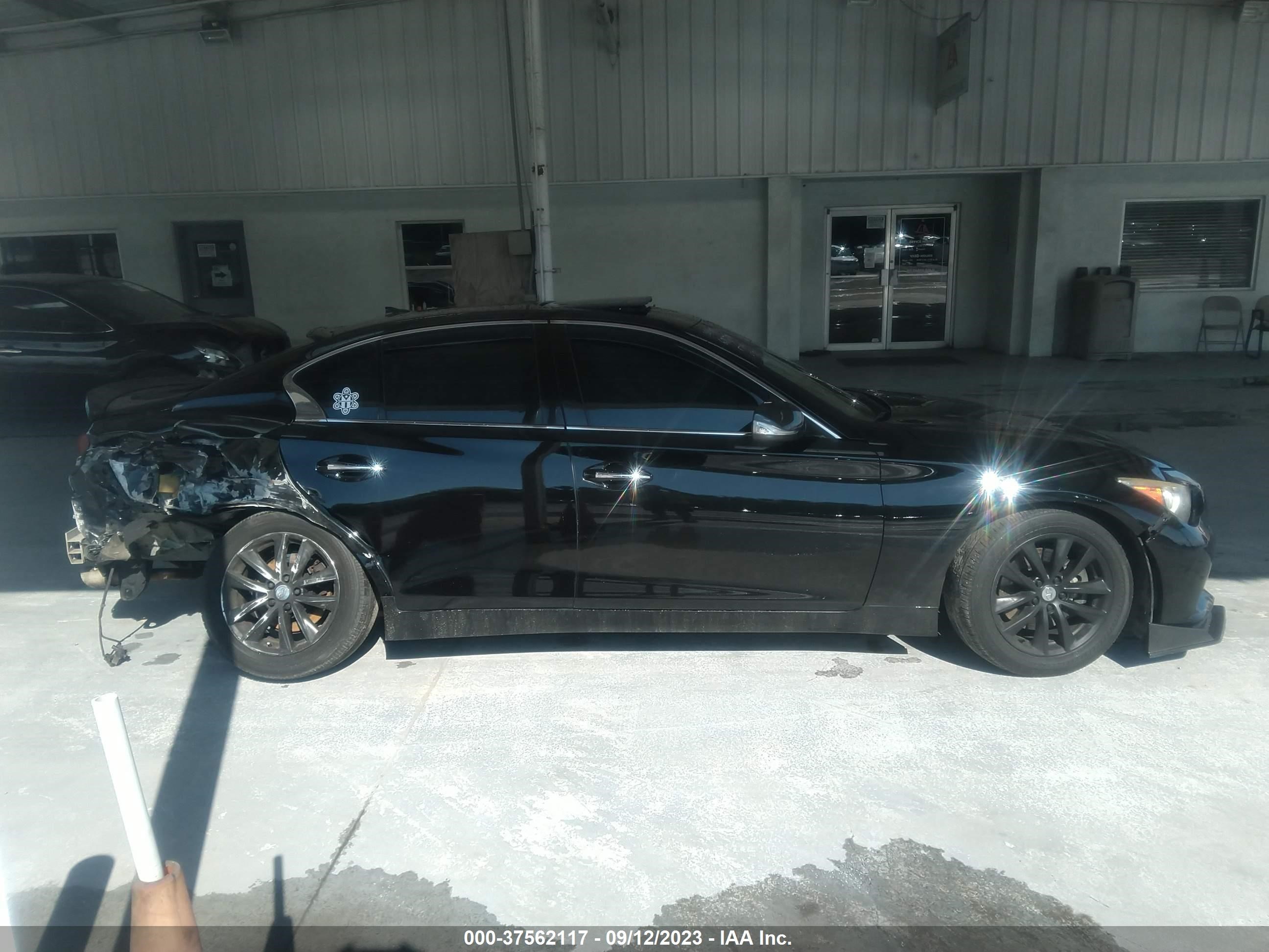 Photo 13 VIN: JN1AV7AR6EM702077 - INFINITI Q50 