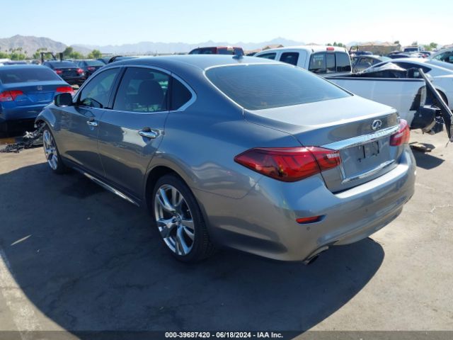 Photo 2 VIN: JN1AY1PP7JM300007 - INFINITI Q70L 