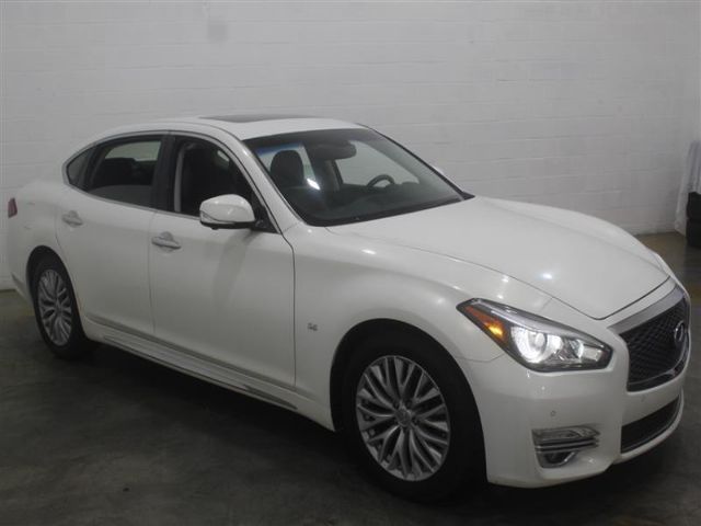 Photo 2 VIN: JN1AY1PP9FM170013 - INFINITI Q70L 