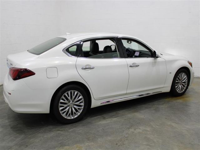 Photo 4 VIN: JN1AY1PP9FM170013 - INFINITI Q70L 