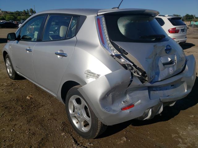 Photo 2 VIN: JN1AZ0CP0BT006971 - NISSAN LEAF SV 