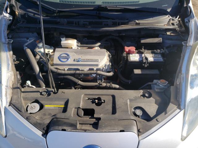 Photo 6 VIN: JN1AZ0CP0BT006971 - NISSAN LEAF SV 