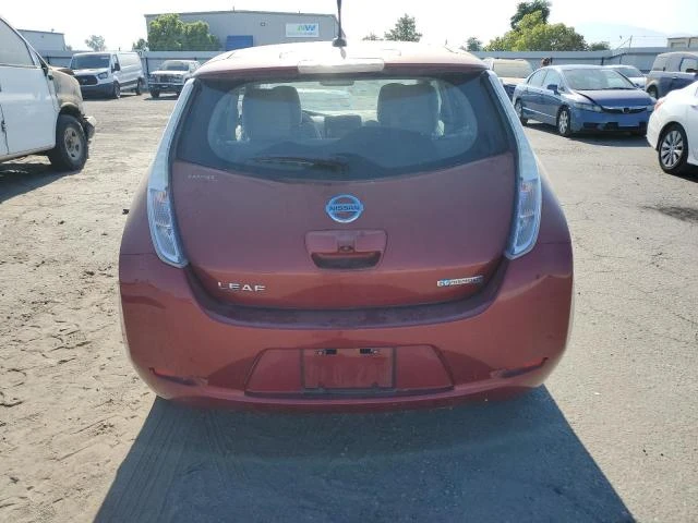 Photo 5 VIN: JN1AZ0CP1BT002444 - NISSAN LEAF SV 