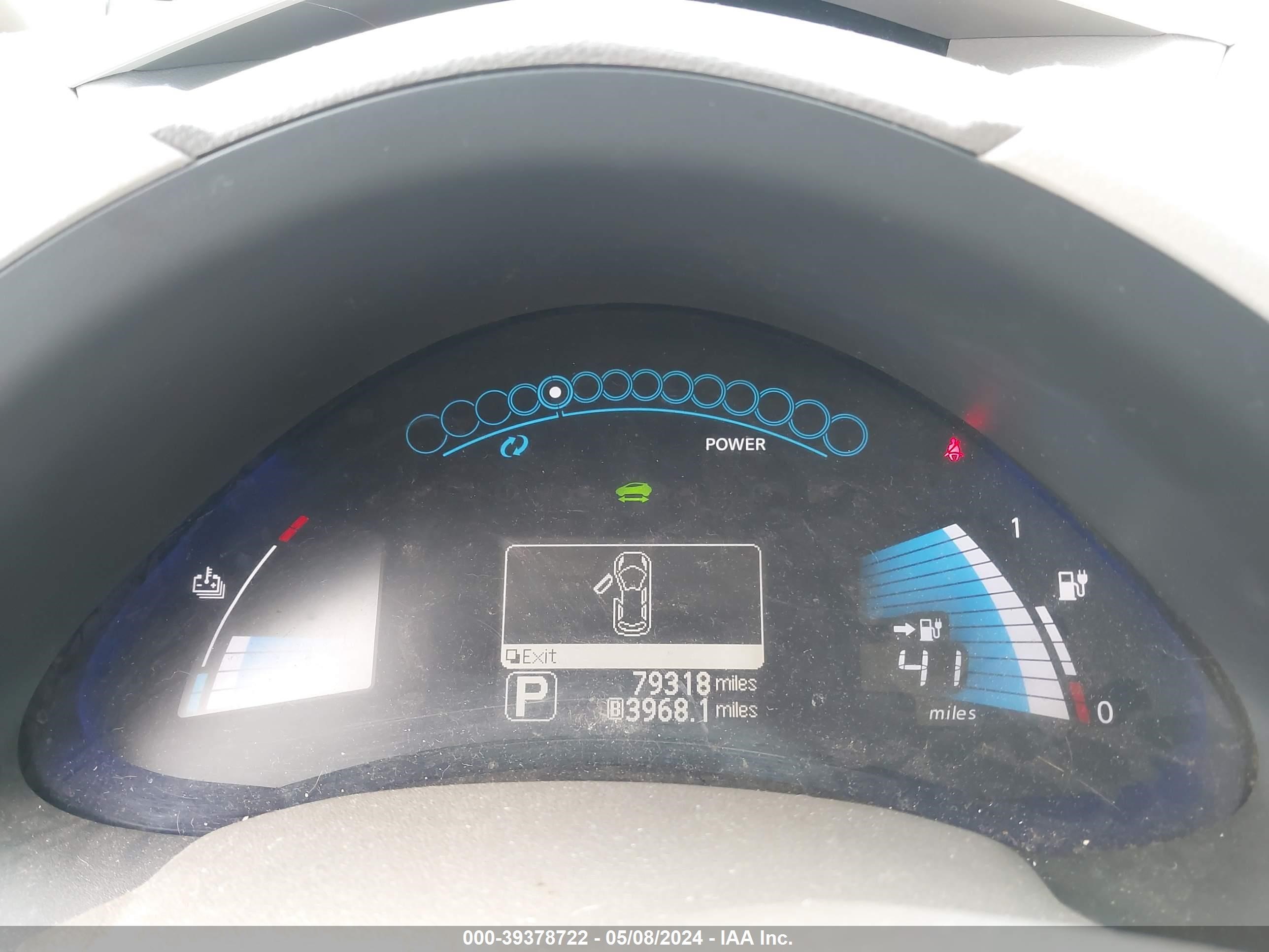 Photo 6 VIN: JN1AZ0CP1BT008566 - NISSAN LEAF 