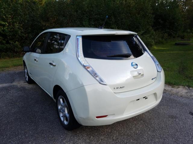 Photo 2 VIN: JN1AZ0CP2BT002582 - NISSAN LEAF SV 