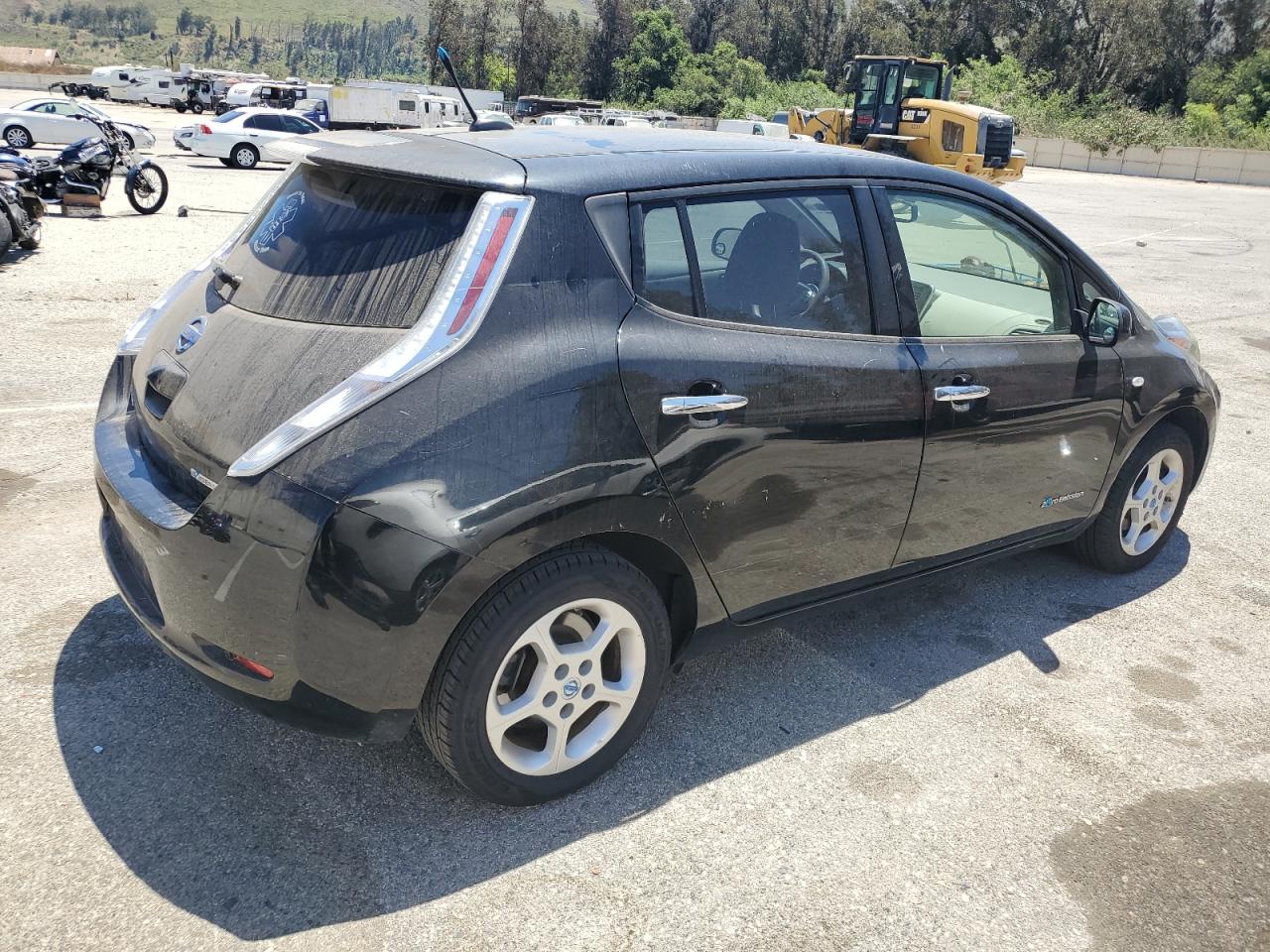 Photo 2 VIN: JN1AZ0CP2BT006132 - NISSAN LEAF 