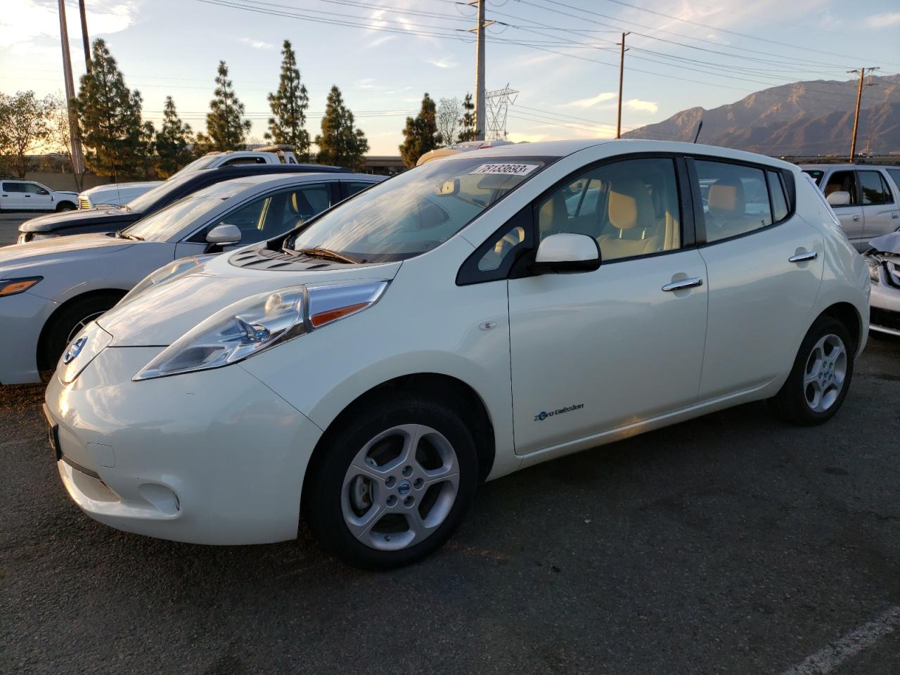 Photo 0 VIN: JN1AZ0CP2BT009077 - NISSAN LEAF 