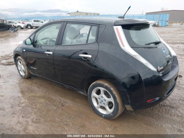 Photo 2 VIN: JN1AZ0CP3BT004633 - NISSAN LEAF 