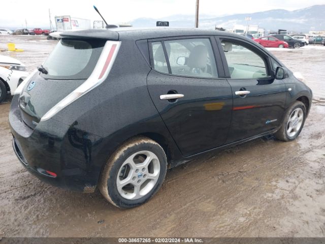 Photo 3 VIN: JN1AZ0CP3BT004633 - NISSAN LEAF 