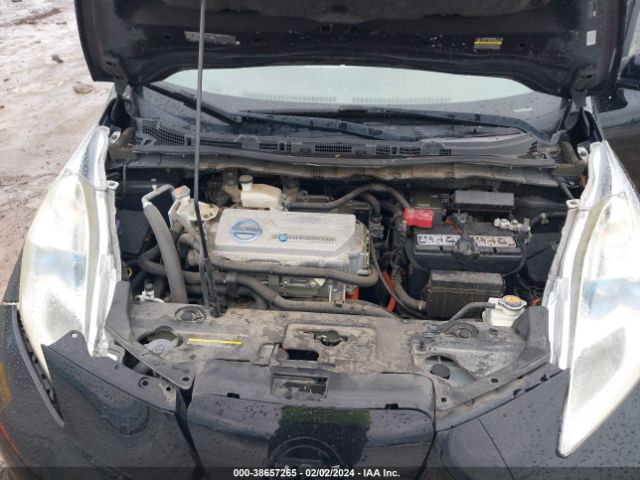 Photo 9 VIN: JN1AZ0CP3BT004633 - NISSAN LEAF 