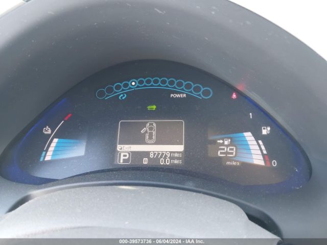 Photo 6 VIN: JN1AZ0CP3BT006866 - NISSAN LEAF 