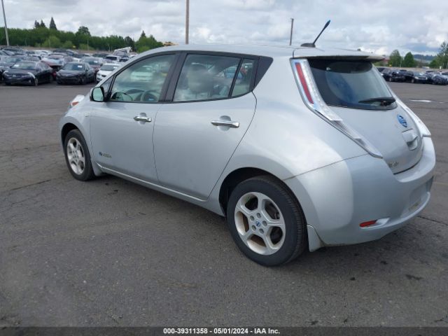 Photo 2 VIN: JN1AZ0CP3CT026004 - NISSAN LEAF 