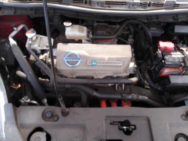 Photo 6 VIN: JN1AZ0CP4BT000865 - NISSAN LEAF 