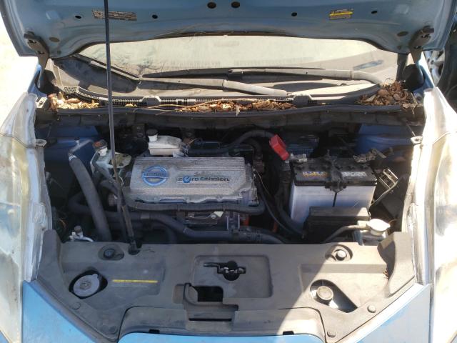 Photo 6 VIN: JN1AZ0CP4BT004950 - NISSAN LEAF SV 