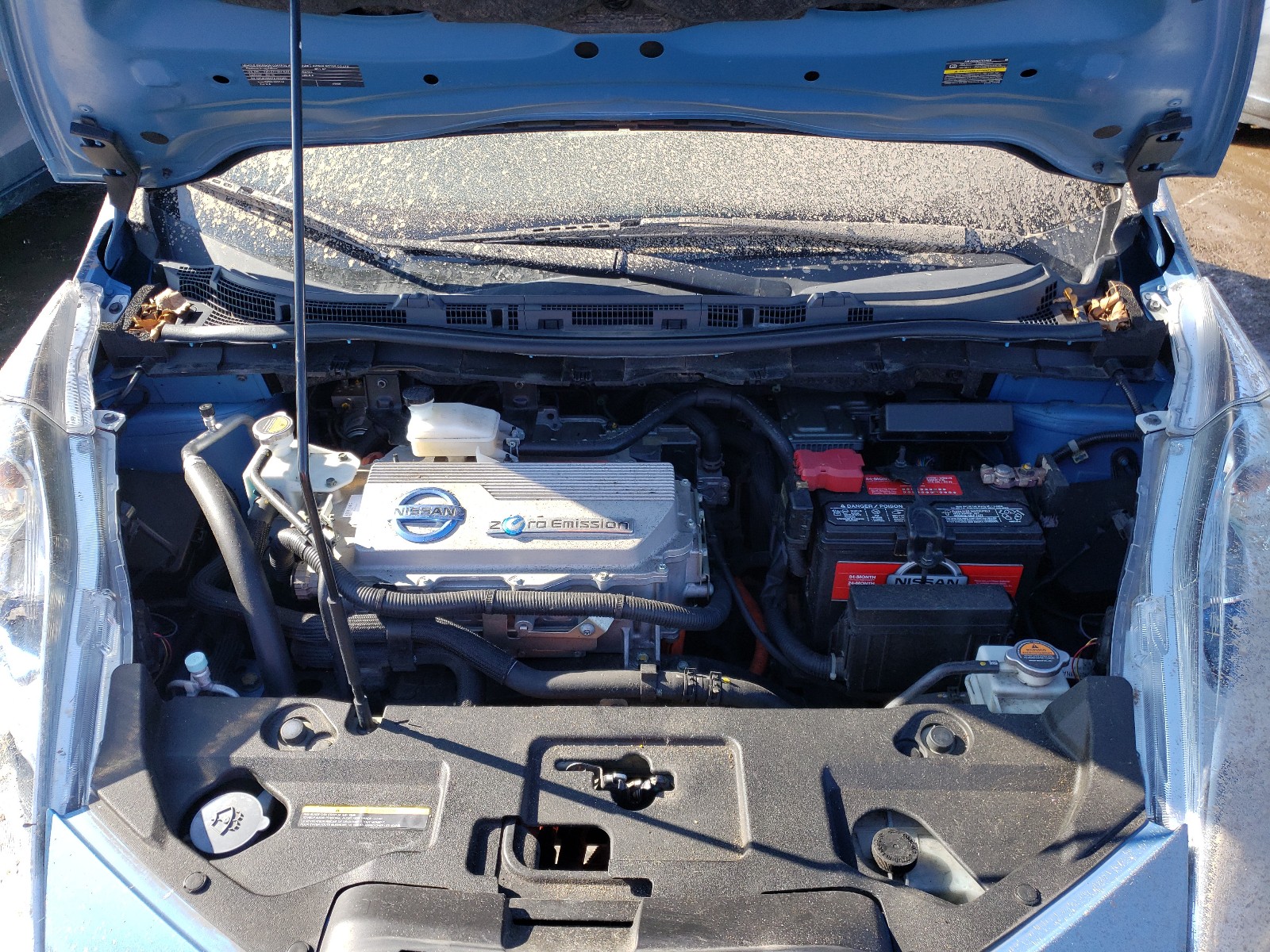 Photo 6 VIN: JN1AZ0CP4BT008285 - NISSAN LEAF SV 