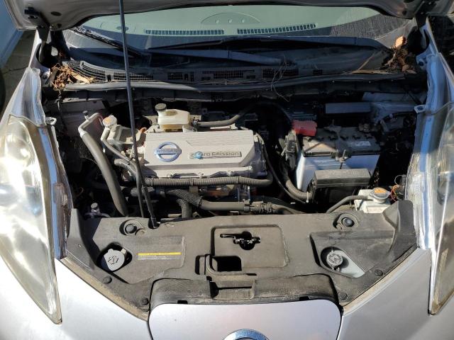 Photo 10 VIN: JN1AZ0CP5BT001975 - NISSAN LEAF SV 