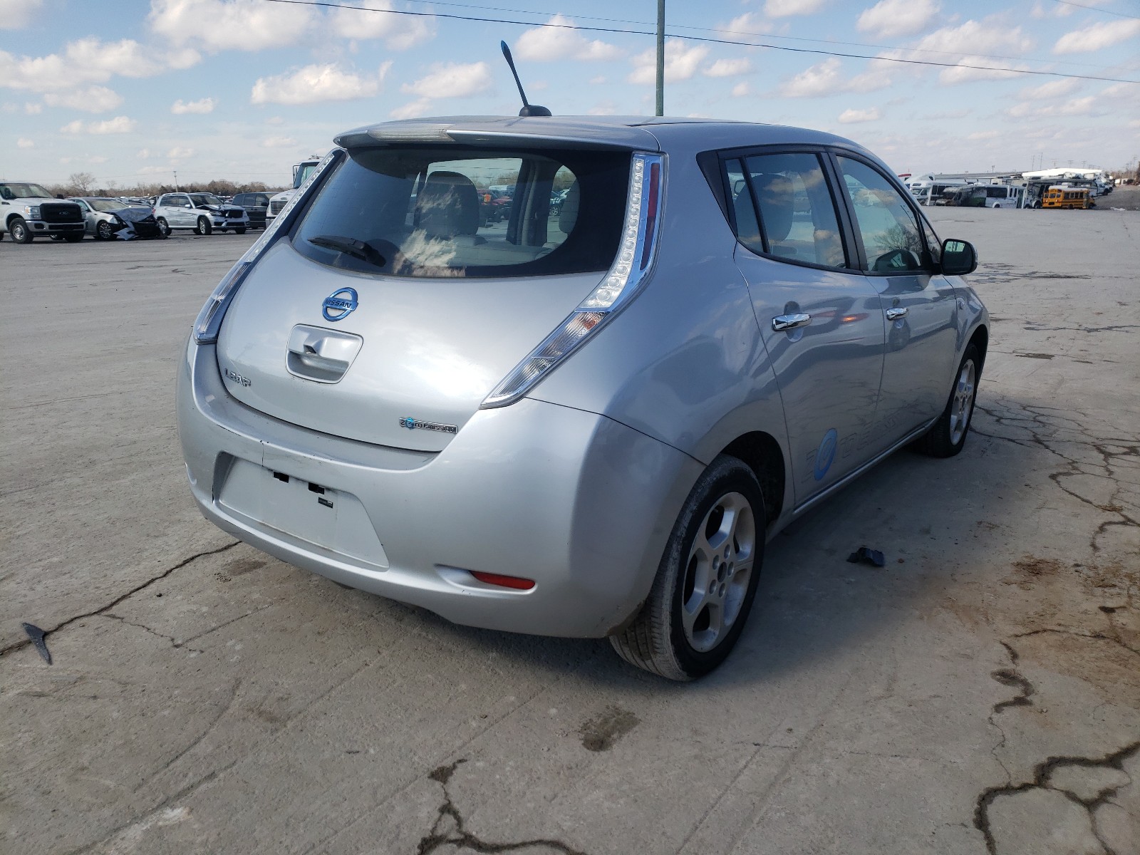 Photo 3 VIN: JN1AZ0CP6BT000298 - NISSAN LEAF SV 