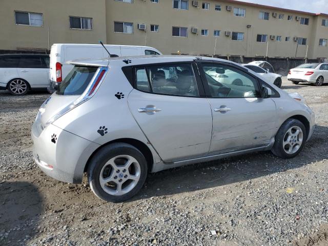 Photo 2 VIN: JN1AZ0CP6BT004769 - NISSAN LEAF 