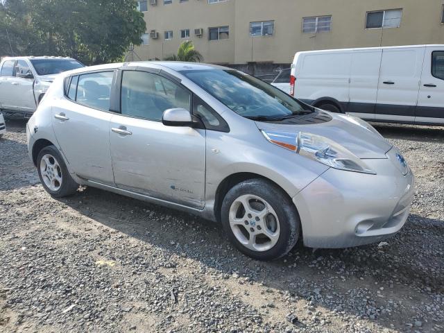 Photo 3 VIN: JN1AZ0CP6BT004769 - NISSAN LEAF 