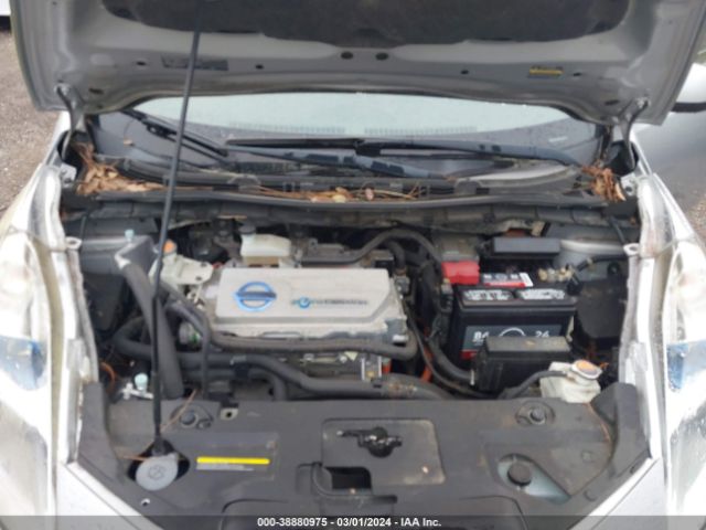 Photo 9 VIN: JN1AZ0CP6CT019497 - NISSAN LEAF 