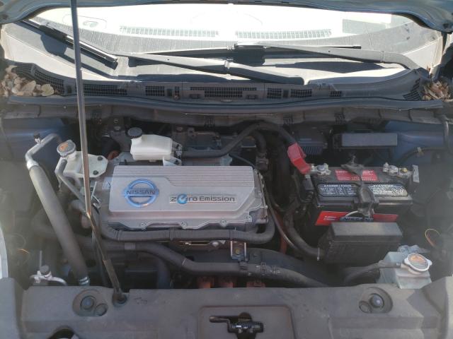 Photo 6 VIN: JN1AZ0CP7BT004795 - NISSAN LEAF SV 