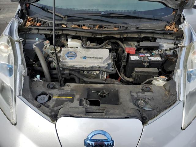 Photo 10 VIN: JN1AZ0CP7BT008913 - NISSAN LEAF SV 