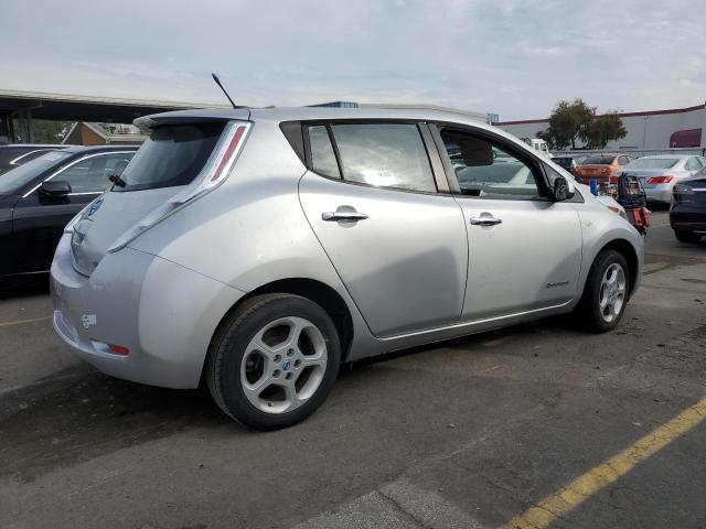 Photo 2 VIN: JN1AZ0CP7BT008913 - NISSAN LEAF SV 