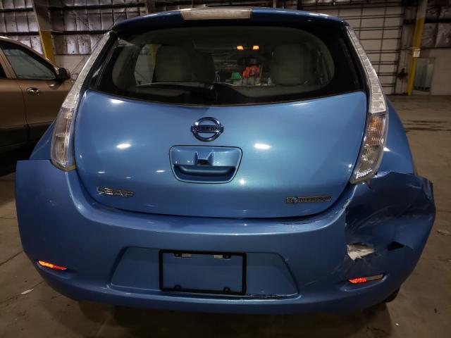 Photo 8 VIN: JN1AZ0CP8BT000674 - NISSAN LEAF SV 