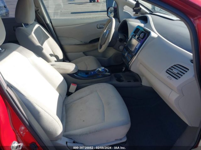 Photo 4 VIN: JN1AZ0CP8BT005227 - NISSAN LEAF 