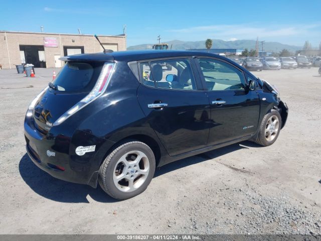 Photo 3 VIN: JN1AZ0CP8BT007463 - NISSAN LEAF 