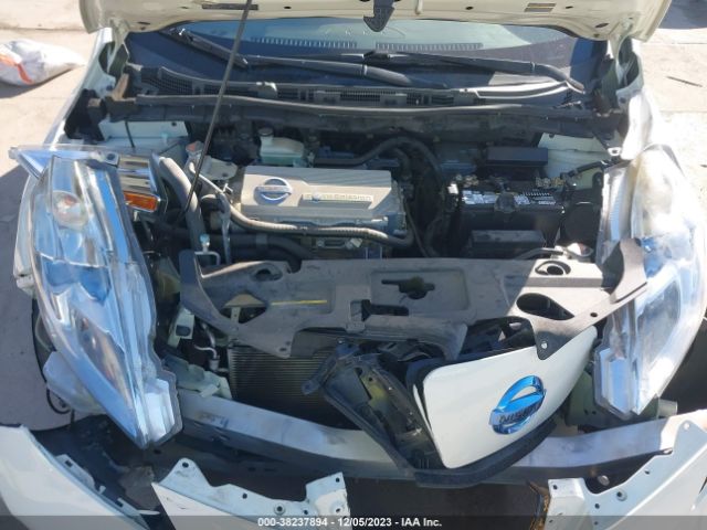 Photo 9 VIN: JN1AZ0CP8CT021784 - NISSAN LEAF 