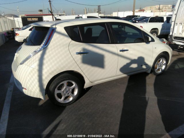 Photo 3 VIN: JN1AZ0CP9BT000229 - NISSAN LEAF 