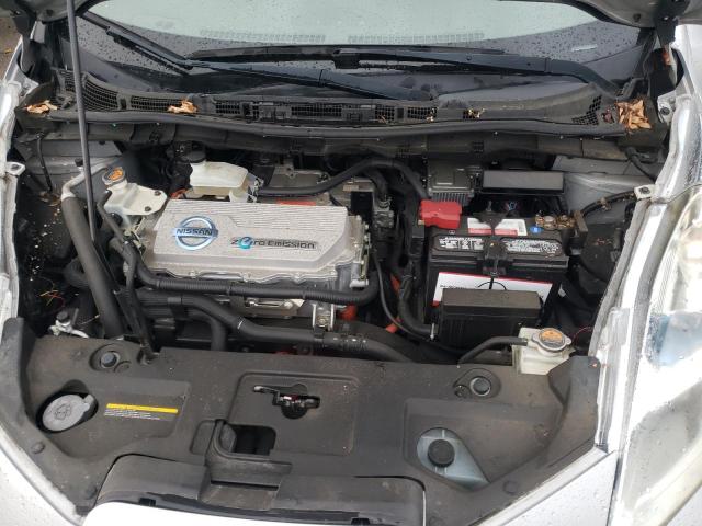 Photo 10 VIN: JN1AZ0CP9BT000893 - NISSAN LEAF 