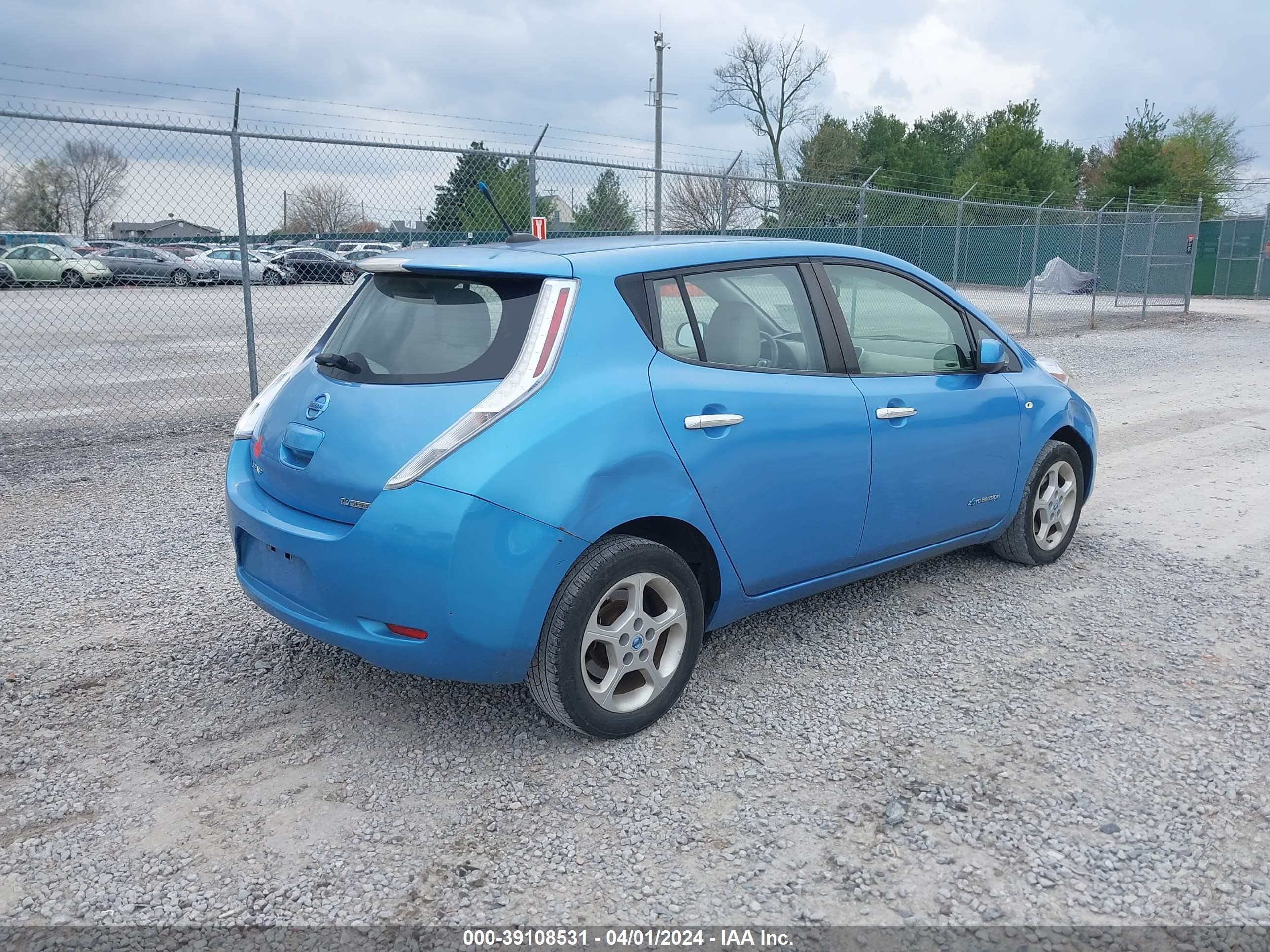 Photo 3 VIN: JN1AZ0CP9CT016433 - NISSAN LEAF 