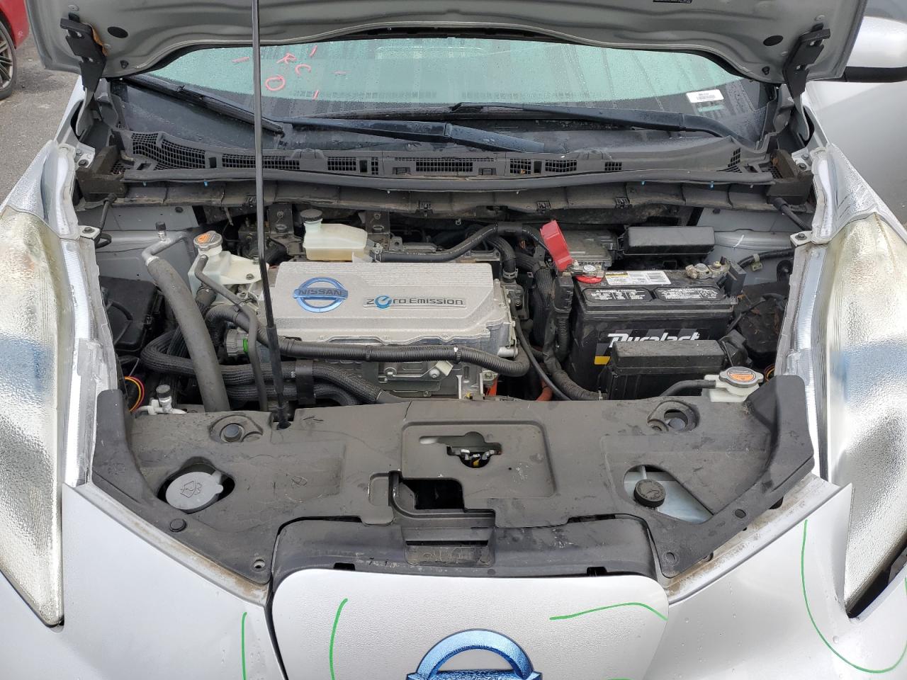 Photo 10 VIN: JN1AZ0CPXBT000370 - NISSAN LEAF 