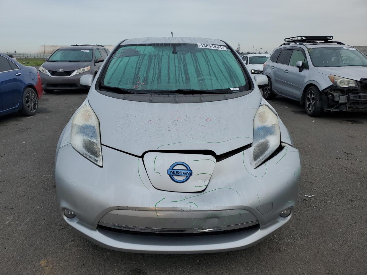 Photo 4 VIN: JN1AZ0CPXBT000370 - NISSAN LEAF 