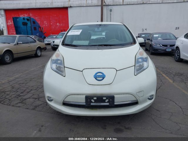 Photo 5 VIN: JN1AZ0CPXBT003818 - NISSAN LEAF 