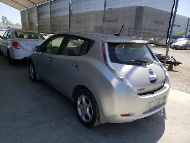 Photo 2 VIN: JN1AZ0CPXBT004032 - NISSAN LEAF SV 