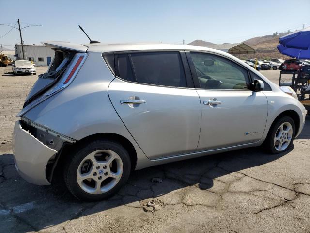 Photo 2 VIN: JN1AZ0CPXBT004869 - NISSAN LEAF SV 