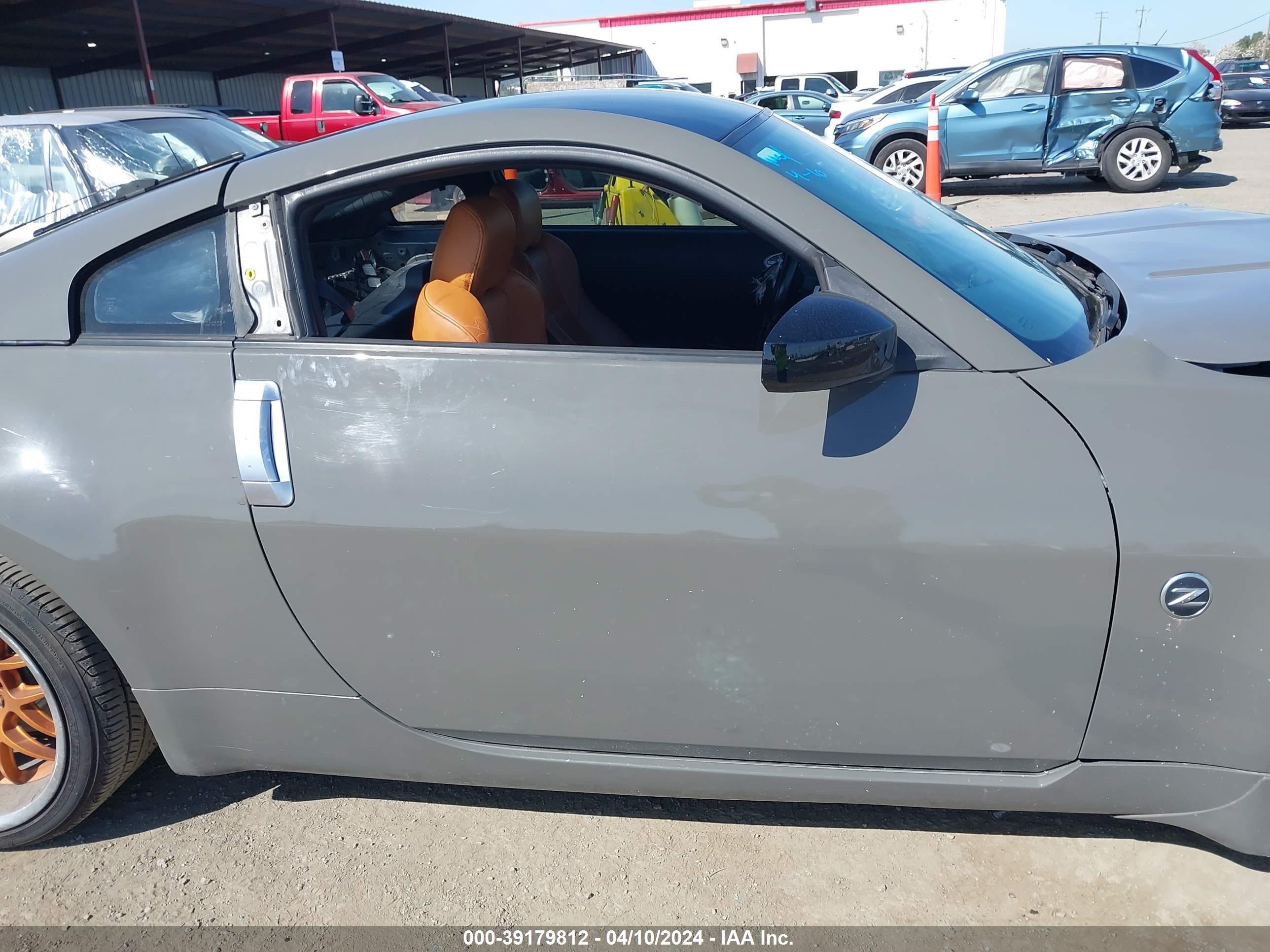 Photo 12 VIN: JN1AZ34D04T162016 - NISSAN 350Z 